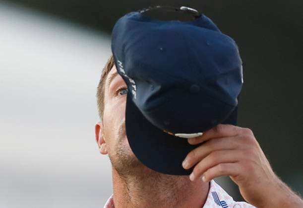 Bryson DeChambeau takes off his cap on the eighteenth hole during the third round of the 124th U.S. Open golf championship at Pinehurst Resort & Country Club in Pinehurst, N.C. on Saturday, June 15, 2024. DeChambeau finished the day in the lead at 7-under-par.  NCP20240615372 JOHNxANGELILLO