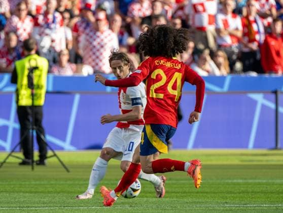 Football, Men, Season 2023 24, UEFA Euro 20204, Group B 1 Matchday in Berlin, Spain Croatia, v l Luka Modric Croatia , Marc Cucurella Spain , 15 06 2024, Copyright: xMatthiasxKochx