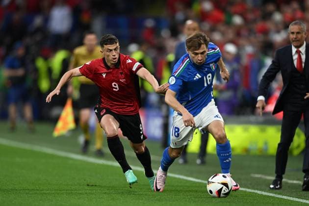 Nicolo Barella(Italy)Jasir Asani (Albania) during the UEFA EURO, EM, Europameisterschaft,Fussball Germany 2024 match between Italy 2-1 Albania at BVB Stadion Dortmund on June 15, 2024 in Dortmund, Germany. Noxthirdxpartyxsales  (256542590)