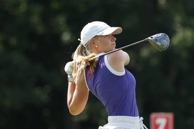 GRAND RAPIDS, MI - JUNE 15: LPGA, Golf Damen golfer Lauren Hartlage plays her tee shot on the 17th hole during the LPGA Meijer LPGA Classic for Simply Give on June 15th, 2024, at Blythefield Country Club in Grand Rapids, Michigan. (Photo by Brian Spurlock Icon Sportswire) GOLF: JUN 15 LPGA Meijer LPGA Classic for Simply Give EDITORIAL USE ONLY Icon24061566