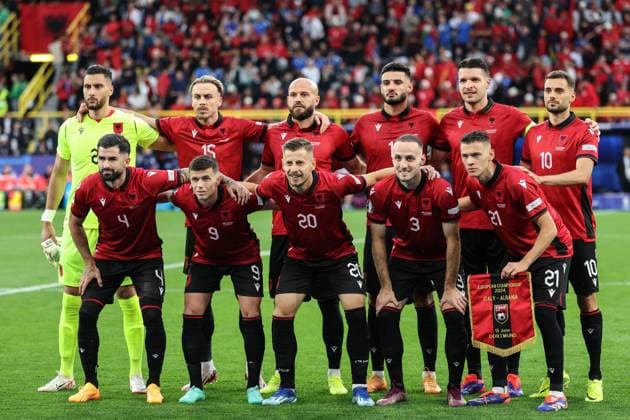 (240616) -- DORTMUND, June 16, 2024 -- Starting players of Albania line up for photos before the UEFA EURO, EM, Europameisterschaft,Fussball 2024 Group B match between Italy and Albania in Dortmund, Germany on June 15, 2024. ) (SP)GERMANY-DORTMUND-FOOTBALL-EURO 2024-ITALY VS ALBANIA PanxYulong 
