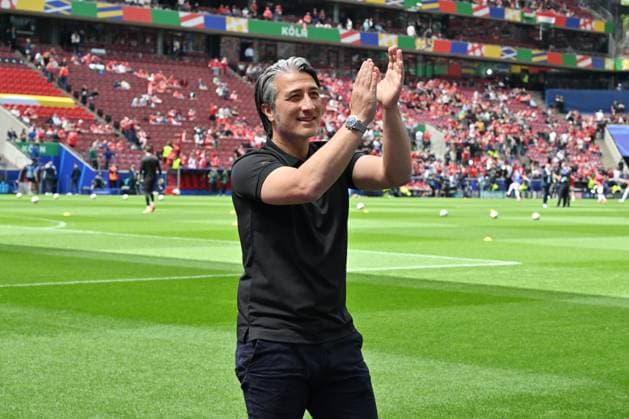 Coach Murat Yakin Switzerland celebrated with the fans before the match 15 06 2024, European Football Championship 2024, Preliminary round, Matchday 1 Hungary Switzerland 1 3 Cologne Rhein Energie Stadium North Rhine-Westphalia Germany Team2