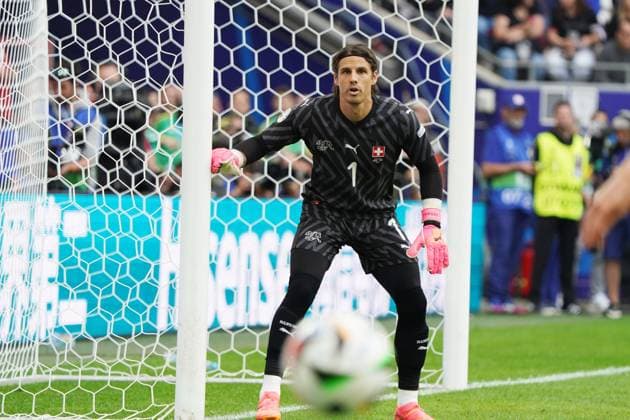 Football, UEFA Euro 2024, Euro 2024, Group stage, Group A, Hungary Switzerland Cologne Stadium Yann Sommer TW Switzerland ,Action, Single image