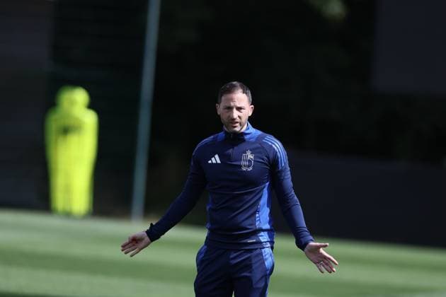 EURO 2024, Nationalteam Belgien, Training Belgium s head coach Domenico Tedesco pictured at a training session of Belgian national soccer team Red Devils, Sunday 16 June 2024 at their base camp in Freiberg am Neckar, Germany, in preparation of the UEFA EURO, EM, Europameisterschaft,Fussball 2024 European Soccer Championships. The Red Devils play in Group E at the Euro 2024 European Championships in Germany. BRUNOxFAHY  x94656134x