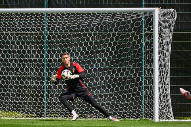 EURO 2024, Nationalteam Belgien, Training Belgium Media Activities - UEFA EURO, EM, Europameisterschaft,Fussball 2024 16 06 2024 FREIBERG AM NECKA, GERMANY - JUNE 16 : Casteels Koen goalkeeper of Belgium during a training session of the Belgian Red Devils at the UEFA EURO 2024 European Football Championship tournament on June 16, 2024 in Freiberg am Necka, Germany, 16 06 2024 Freiberg am Necka Germany  Copyright: xVincentxKalutx