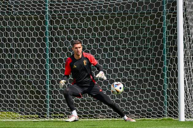 EURO 2024, Nationalteam Belgien, Training Belgium Media Activities - UEFA EURO, EM, Europameisterschaft,Fussball 2024 16 06 2024 FREIBERG AM NECKA, GERMANY - JUNE 16 : Casteels Koen goalkeeper of Belgium during a training session of the Belgian Red Devils at the UEFA EURO 2024 European Football Championship tournament on June 16, 2024 in Freiberg am Necka, Germany, 16 06 2024 Freiberg am Necka Germany  Copyright: xVincentxKalutx