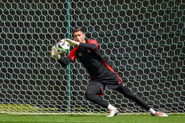 EURO 2024, Nationalteam Belgien, Training Belgium Media Activities - UEFA EURO, EM, Europameisterschaft,Fussball 2024 16 06 2024 FREIBERG AM NECKA, GERMANY - JUNE 16 : Casteels Koen goalkeeper of Belgium during a training session of the Belgian Red Devils at the UEFA EURO 2024 European Football Championship tournament on June 16, 2024 in Freiberg am Necka, Germany, 16 06 2024 Freiberg am Necka Germany  Copyright: xVincentxKalutx