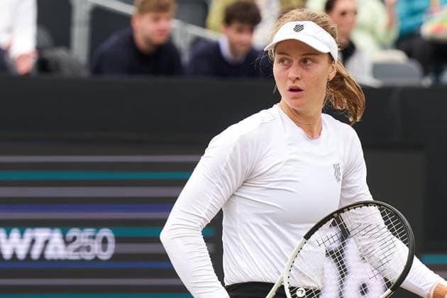 Tennis, WTA-Turnier in s Hertogenbosch Liudmila Samsonova reacts to her win over Ekaterina Alexandrova during the Womens Singles semi-finals match at the Libema Open Grass Court Championships at the Autotron on June 16, 2024 in s-Hertogenbosch, Netherlands (Photo by Camilla Stolen Imago) s-Hertogenbosch Netherlands Copyright: xCamillaxStolenx L2090088