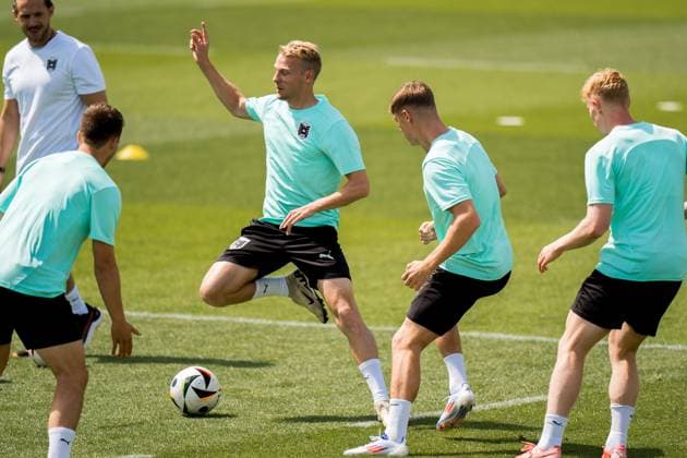 SOCCER - UEFA EURO, EM, Europameisterschaft,Fussball 2024 BERLIN,GERMANY,16.JUN.24 - SOCCER -UEFA EURO 2024, training Team AUT. Image shows Marco Gruell and Alexander Prass (AUT).  GEPAxpictures xJohannesxFriedl
