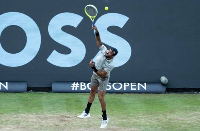 Matteo Berrettini ITA serving xettx, Germany, Stuttgart, 16 06 2024, Tennis, Boss Open, 2024, Final, J Draper GBR M Berrettini ITA , TC Weissenhof, Center Court Photo A2 Bildagentur Peter Hartenfelser