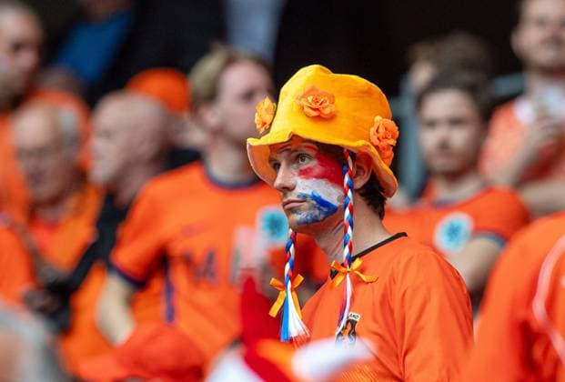 Football, men, season 2023 24, Euro 2024 Group D 1 matchday in Hamburg, Poland Netherlands, Dutch fans, 16 06 2024, Copyright: xSebastianxRäppold MatthiasxKochx