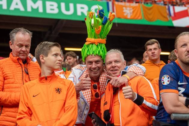 Football, men, season 2023 24, Euro 2024 Group D 1 matchday in Hamburg, Poland Netherlands, Dutch fans, 16 06 2024, Copyright: xSebastianxRäppold MatthiasxKochx