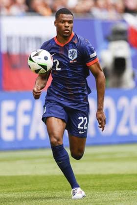 HAMBURG, Volkspark Stadium ,16-06-2024 , European Football Championship Euro2024, Group stage match no.7 between Poland and Netherlands. Netherlands player Denzel Duimfries Poland - Netherlands (Euro2024)  x25505743x Copyright: