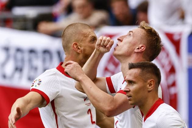 HAMBURG, Volkspark Stadium ,16-06-2024 , European Football Championship Euro2024, Group stage match no.7 between Poland and Netherlands. Poland celebrating 1-0, Poland player Adam Buksa scored Poland - Netherlands (Euro2024)  x25505954x Copyright: