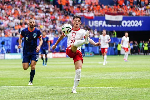 Kacper Urbanski Poland, 26 GER, Poland vs Netherlands, European Football Championship, UEFA Euro 2024, Matchday 1, 16 06 2024 GER, Poland vs Netherlands, European Football Championship, UEFA Euro 2024, Matchday 1, 16 06 2024 Hamburg Copyright: xEibner-Pressefoto MarcelxvonxFehrnx EP_MFN