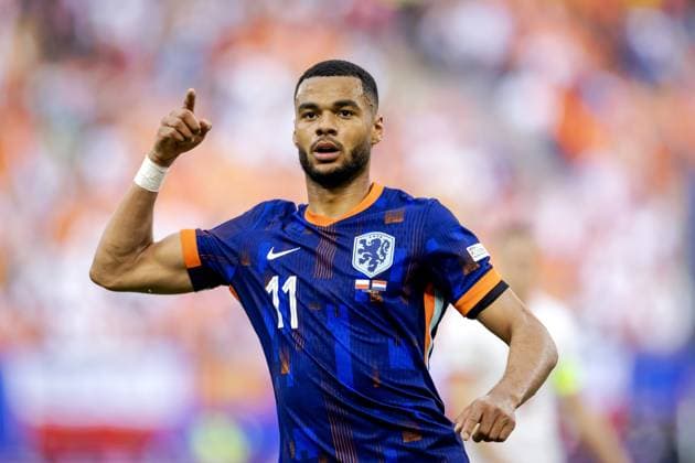 HAMBURG - Cody Gakpo of Holland celebrates the 1-1 during the UEFA EURO, EM, Europameisterschaft,Fussball 2024 group D match between Poland and the Netherlands at the Volksparkstadion on June 16, 2024 in Hamburg, Germany. ANP KOEN VAN WEEL UEFA EURO 2024 2024 xVIxANPxSportx xxANPxIVx 501234198 originalFilename: 501234198.jpg
