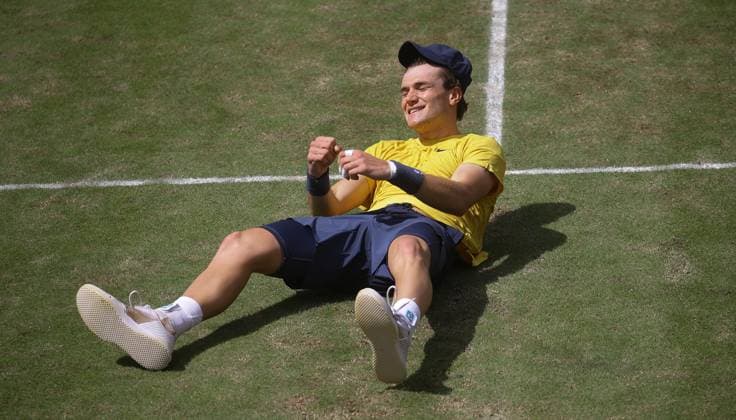 Stuttgart , Final Weissenhof Tennis BOSS Open , Jack Draper GBR