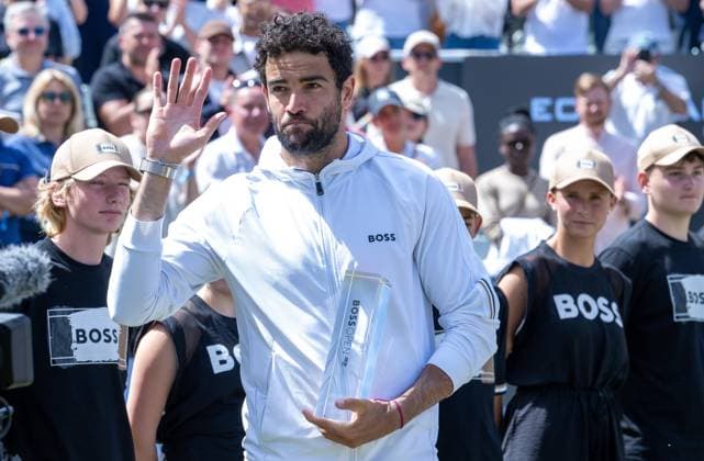 A disappointed Matteo Berrettini ITA with the trophy for 2nd place xettx, Germany, Stuttgart, 16 06 2024, Tennis, Boss Open, 2024, Final, J Draper GBR M Berrettini ITA , TC Weissenhof, Center Court Photo A2 Bildagentur Peter Hartenfelser