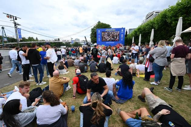EURO 2024, Fanzone in Frankfurt Belgium v Slovakia Group E - UEFA EURO, EM, Europameisterschaft,Fussball 2024 16 06 2024 FRANKFURT AM MAIN, GERMANY - JUNE 16 : Supporters and fans enjoy the Fanzone ahead of the UEFA EURO 2024 European Football Championship tournament group E stage match between Belgium and Slovakia at Frankfurt Arena on June 16, 2024 in Frankfurt am Main, Germany, 16 06 2024 Frankfurt am Main Germany  Copyright: xVincentxKalutx
