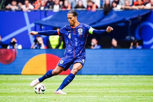 Virgil van Dijk Netherlands, 04 GER, Poland vs Netherlands, European Football Championship, UEFA Euro 2024, Matchday 1, 16 06 2024 GER, Poland vs Netherlands, European Football Championship, UEFA Euro 2024, Matchday 1, 16 06 2024 Hamburg Copyright: xEibner-Pressefoto MarcelxvonxFehrnx EP_MFN