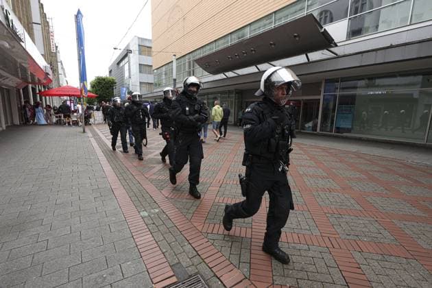 Germen police in riot gear near the the main Square, Gelsenkirchen, Germany Serbia v England, UEFA European Championship, EM, Europameisterschaft 2024, Group C, Football, Arena Aufschalke, Gelsenkirchen, Germany - 16 Jun 2024 EDITORIAL USE ONLY No use with unauthorised audio, video, data, fixture lists, club league logos or live services. Online in-match use limited to 120 images, no video emulation. No use in betting, games or single club league player publications. Copyright: xPaulxCurrie Shutterstockx 14541951at