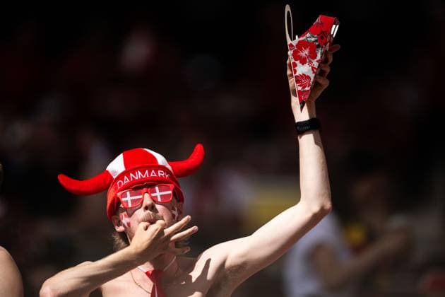 240616 Fan of Denmark ahead of the UEFA Euro 2024 Football Championship match between Slovenia and Denmark on June 16, 2024 in Stuttgart Photo Mathias Bergeld BILDBYRAN code MB MB0936 fotboll football soccer fotballs em europamästerskap em uefa euro uefa european football championship euro 2024 slovenien slovenia danmark denmark bbeng publik  Copyright: MATHIASxBERGELD BB240616MB010