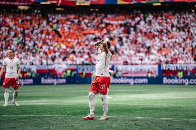 Soccer Men UEFA European Football Championship 2024 Group D Poland vs Netherlands 16 06 2024 Nicola Zalewski 21, Poland upset Hamburg Volksparkstadion Hamburg Germany
