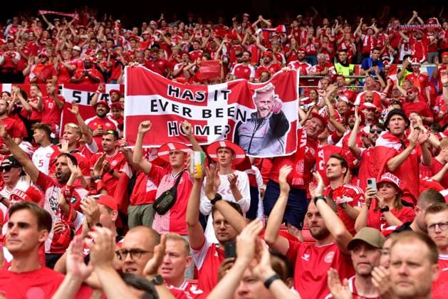 Stuttgart, Germany, June 16st 2024: Denmark Fans before the UEFA EURO, EM, Europameisterschaft,Fussball 2024 football match between Slovenia and Denmark at Stuttgart Arena, Stuttgart, Germany. (Igor Kupljenik SPP) Copyright: xIgorxKupljenikx xSPPx spp-en-IgKuSp-MMT_9511