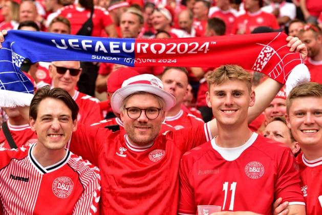 Stuttgart, Germany, June 16st 2024: Denmark Fans before the UEFA EURO, EM, Europameisterschaft,Fussball 2024 football match between Slovenia and Denmark at Stuttgart Arena, Stuttgart, Germany. (Igor Kupljenik SPP) Copyright: xIgorxKupljenikx xSPPx spp-en-IgKuSp-MMT_9517