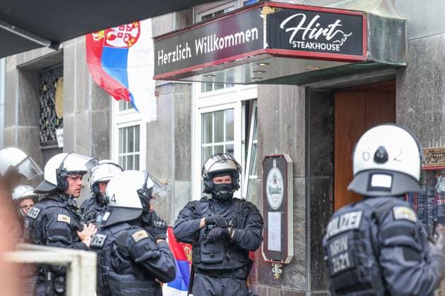 16 06 2024, Football, European Championship 2024, England Serbia, Police cordon off a Serbian restaurant after clashes broke out there Gelsenkirchen NRW Germany xRHR PHOTO TRx Copyright: TimxRehbein RHR-FOTOx RHR-FOTO TR