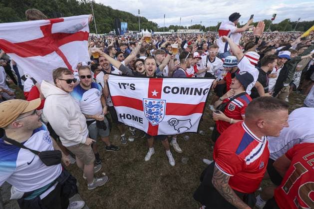 A general view of England fans in the fan zone at Trabrennbahn, Gelsenkirchen, Germany Serbia v England, UEFA European Championship, EM, Europameisterschaft 2024, Group C, Football, Arena Aufschalke, Gelsenkirchen, Germany - 16 Jun 2024 EDITORIAL USE ONLY No use with unauthorised audio, video, data, fixture lists, club league logos or live services. Online in-match use limited to 120 images, no video emulation. No use in betting, games or single club league player publications. Copyright: xPaulxCurrie Shutterstockx 14541951bd