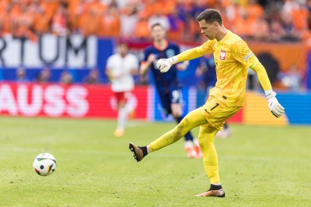Poland v Netherlands: Group D - UEFA EURO, EM, Europameisterschaft,Fussball 2024 Wojciech Szczesny (POL) is playing during the Poland vs Netherlands match in Hamburg, Germany, on June 16, 2024. Hamburg Germany  Copyright: xFotoxOlimpikx originalFilename:jastrzebowski-polandvs240616_np0Kf.jpg