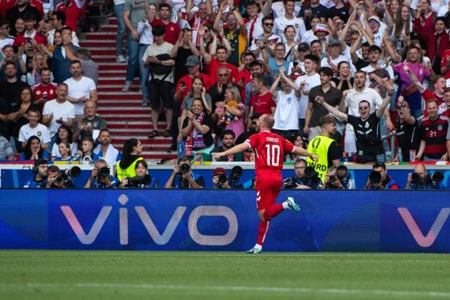Christian Eriksen Denmark, 10 celebrates the goal for 0 1, GER, Slovenia SVN vs Denmark DEN , European Football Championship, UEFA EURO 2024, Group C, Matchday 1, 16 06 2024 GER, Slovenia SVN vs Denmark DEN , European Football Championship, UEFA EURO 2024, Group C, Matchday 1, 16 06 2024 Stuttgart Copyright: xEibner-Pressefoto Memmlerx EP_MMR