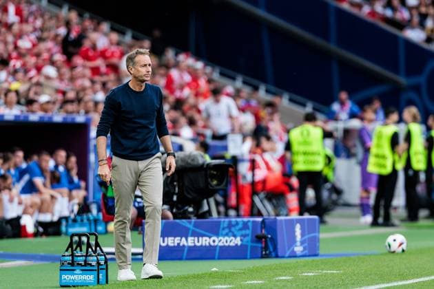 UEFA EURO 2024 Slovenia Denmark 16 06 2024 Kasper Hjulmand Head Coach, Coach Denmark UEFA EURO 2024 Slovenia Denmark Stuttgart Arena, Stuttgart on 16 06 2024 Copyright: xBEAUTIFULxSPORTS Wunderlx