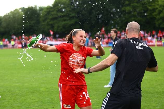 Soccer I Women I Promotion match 2 Bundesliga I SV Henstedt Ulzburg 1 FC Union Berlin I 16 06 2024 1 FC Union Berlin Women celebrate promotion Ginger Schulz 14, 1 FC Union Berlin Women Henstedt Ulzburg Beckersbergstadion Schleswig Holstein Germany Copyright: xLobeca RHx