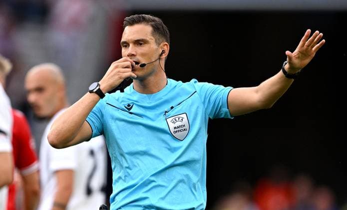 Football Euro 2024 First leg Group C 16 06 2024 Slovenia Denmark Referee Sandro Schaerer SUI, Switzerland