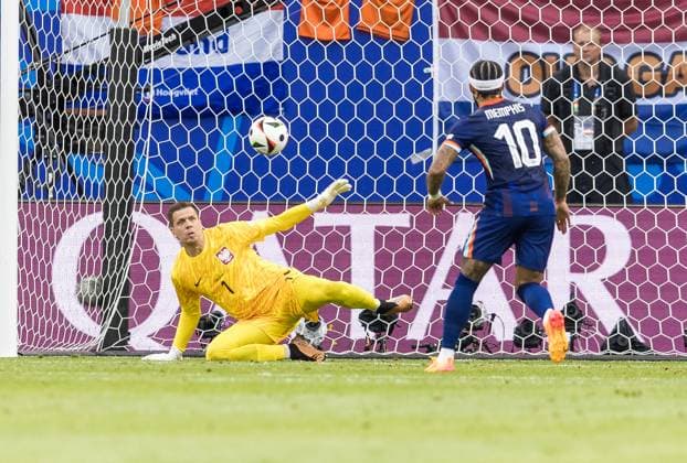 16th June 2024; Volksparkstadion, Hamburg, Germany; Euro 2024 Group D Football, Poland versus Netherlands; Wojciech Szczesny (POL) saves from Memphis Depay (NED)  ActionPlus12655311 TomaszxJastrzebowski