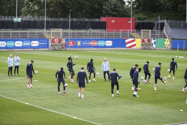 entrainement de l equipe de france avant son 1er match contre l Autriche. Paul-Janes Stadion Dusseldorf - 16-06-2024 FOOTBALL : Entrainement Equipe de France - UEFA EURO, EM, Europameisterschaft,Fussball 2024 - 16 06 2024 ElyxandroCegarra Panoramic 