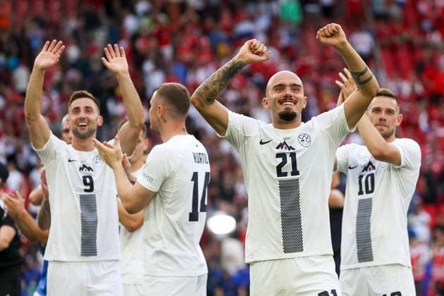 Andraz Sporar Slovenia, 09 , Jasmin Kurtic Slovenia, 14 , Vanja Drkusic Slovenia, 21 and Timi Elsnik Slovenia, 10 after the match , Football, UEFA , European Championship, Group C 2024, Slovenia vs Denmark, 16 06 2024, Stuttgart Arena, Stuttgart, Germany Stuttgart Stuttgart Arena Baden Wuerttemberg Germany Copyright: xGrantxHubbsx