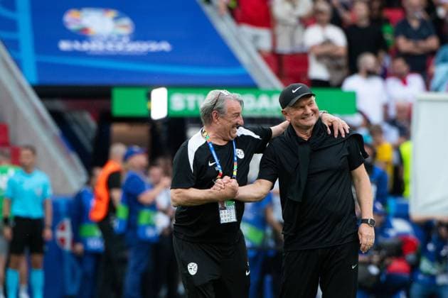 Matjaz Kek Slovenia, Coach with coach, GER, Slovenia SVN vs Denmark DEN , European Football Championship, UEFA EURO 2024, Group C, Matchday 1, 16 06 2024 GER, Slovenia SVN vs Denmark DEN , European Football Championship, UEFA EURO 2024, Group C, Matchday 1, 16 06 2024 Stuttgart Copyright: xEibner-Pressefoto Memmlerx EP_MMR