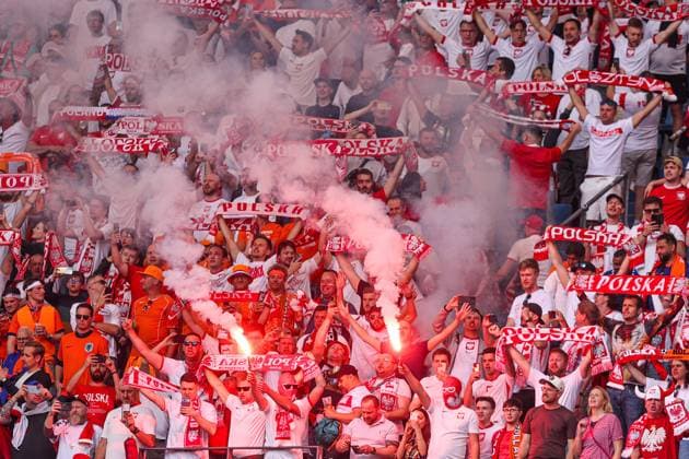 16.06.2024 HAMBURG, NIEMCY ( HAMBURG, GERMANY ) VOLKSPARKSTADION PILKA NOZNA (FOOTBALL) UEFA EURO, EM, Europameisterschaft,Fussball 2024 - FAZA GRUPOWA ( GROUP STAGE ) MECZ POLSKA - HOLANDIA ( GAME POLAND - NETHERLANDS ) NZ POLSKA KIBICE ILUSTRACJA FOTO LUKASZ GROCHALA CYFRASPORT NEWSPIX.PL --- Newspix.pl  20240616CSLG0247