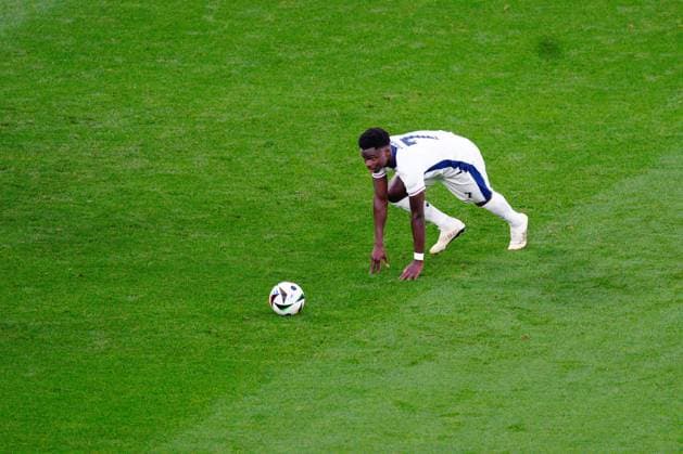 Bukayo Saka of England Serbia v England, UEFA European Championship, EM, Europameisterschaft 2024, Group C, Football, Arena Aufschalke, Gelsenkirchen, Germany, 16 Jun 2024 EDITORIAL USE ONLY No use with unauthorised audio, video, data, fixture lists, club league logos or live services. Online in-match use limited to 120 images, no video emulation. No use in betting, games or single club league player publications. Copyright: xDavexShopland Shutterstockx 14539403o