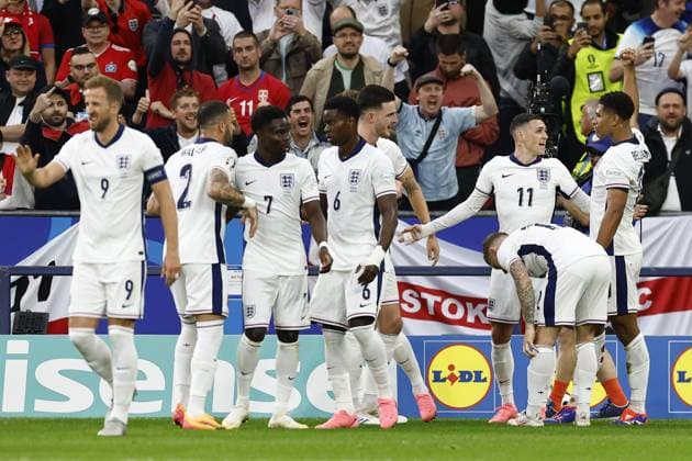 GELSENKIRCHEN, Veltins Arena, 16-06-2024 , European Football Championship Euro2024, Group stage match no.2 between Serbia and England. England celebrating 0-1, England player Jude Bellingham scored Serbia - England (Euro2024)  x25510855x Copyright: