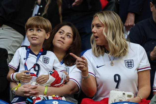 Euro 2024 Serbia England on 16 06 2024 in the Arena AufSchalke in Gelsenkirchen Katie Goodland, wife of Harry Kane England, 9 MH