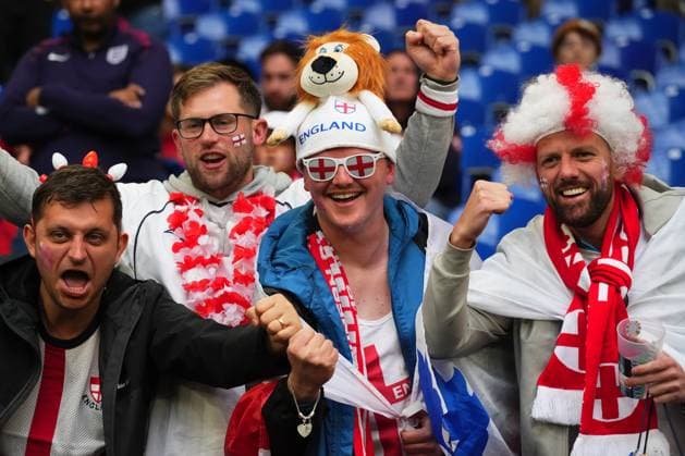 GER: Serbia v England. UEFA EURO, EM, Europameisterschaft,Fussball 2024 England fans during the UEFA Euro 2024 match between Serbia and England, Group C, date 1, played at Arena AufSchalke stadium on June 16, 2024 in Gelsenkirchen, Germany. kpng Copyright: xSergioxRuizx xPRESSINPHOTOx PS_240616_SER_ENG_1030