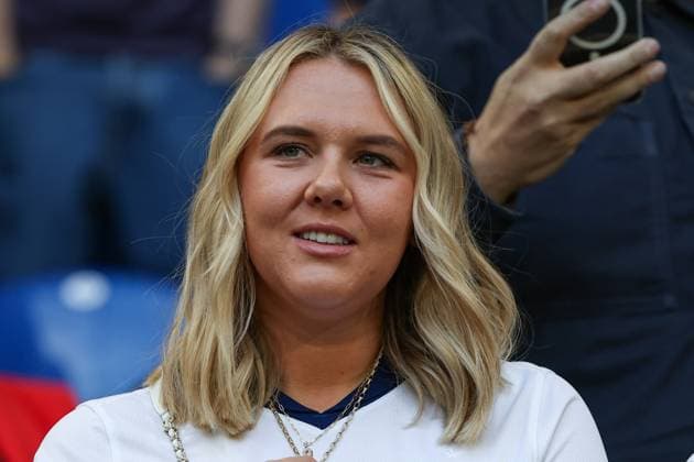Euro 2024 Serbia England on 16 06 2024 in the Arena AufSchalke in Gelsenkirchen Katie Goodland, wife of Harry Kane England, 9 MH