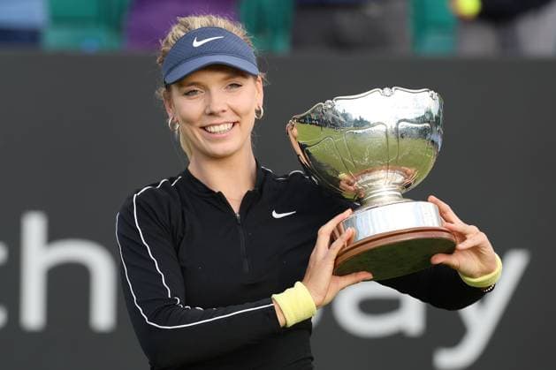 TENNIS - WTA, Tennis Damen Nottingham Open 2024 NOTTINGHAM,ENGLAND,16.JUN.24 - TENNIS - WTA Tour, Nottingham Open. Image shows Katie Boulter (GBR). keywords: award ceremony, trophy.  GEPAxpictures xAlanxGrieves