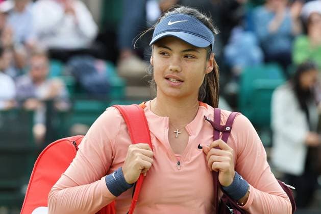 TENNIS - WTA, Tennis Damen Nottingham Open 2024 NOTTINGHAM,ENGLAND,16.JUN.24 - TENNIS - WTA Tour, Nottingham Open. Image shows Emma Raducanu (GBR).  GEPAxpictures xAlanxGrieves