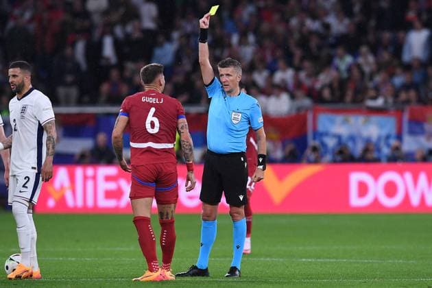 Soccer UEFA EURO 2024 Group stage 1 Matchday Serbia England on 16 06 2024 at Arena AufSchalke in Gelsenkirchen Yellow card for Nemanja Gudelj Serbia by FIFA referee Daniele Orsato Italy xRx