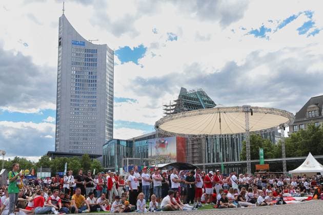 EURO 2024 Festival Leipzig UEFA EURO 2024 Leipzig, 16 06 2024, Augustusplatz, UEFA EURO 2024, UEFA EURO 2024 Festival In the picture Football fans watch the Poland Netherland match in the fan zone on Augustusplatz Leipzig ,